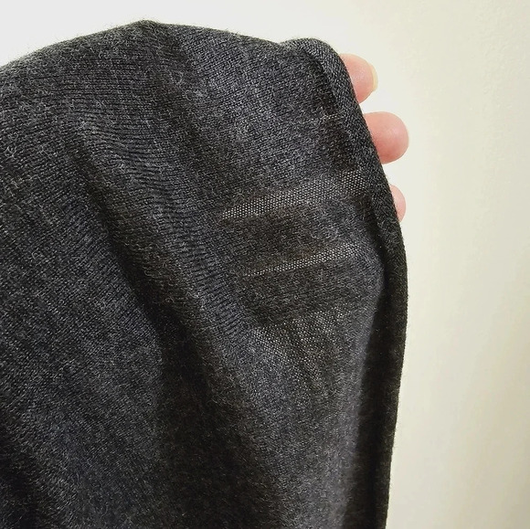 Nicole Miller Knit 100% Extra Fine Merino Wool Sweater Dark Grey size XL - Picture 9 of 10